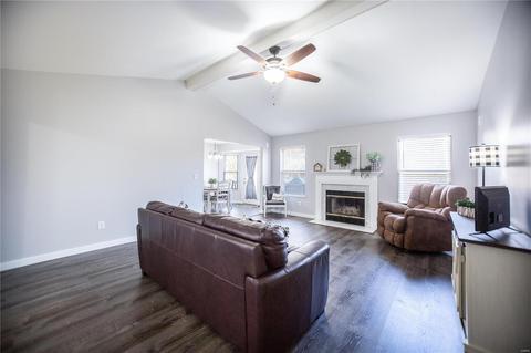 1307 Bryan Valley Dr, O'fallon, MO 63366 photo 3