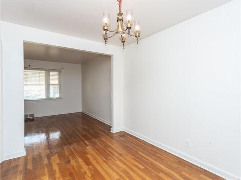 1237 Bluegrass Dr, Saint Louis, MO 63137 photo 9