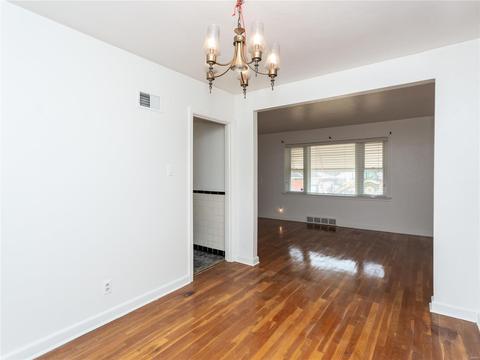 1237 Bluegrass Dr, Saint Louis, MO 63137 photo 8