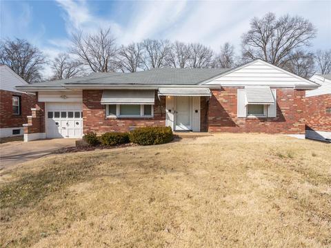 1237 Bluegrass Dr, Saint Louis, MO 63137 photo 1