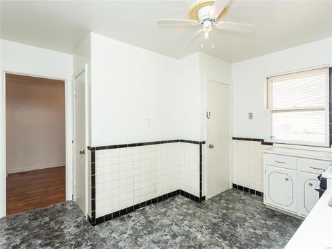 1237 Bluegrass Dr, Saint Louis, MO 63137 photo 16