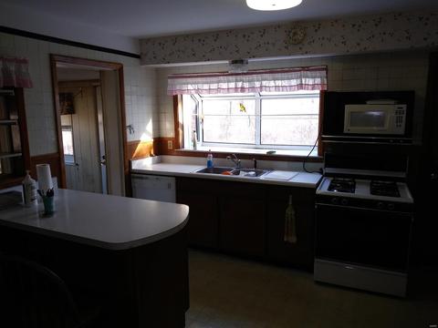 3491 Fee Fee Rd, Bridgeton, MO 63044 photo 9