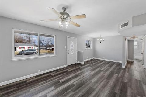 208 Heyden Dr, Eureka, MO 63025 photo 4