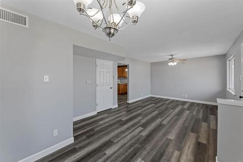208 Heyden Dr, Eureka, MO 63025 photo 6