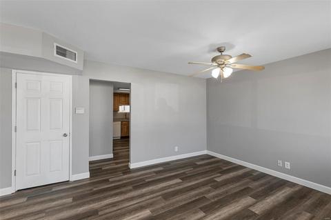 208 Heyden Dr, Eureka, MO 63025 photo 2