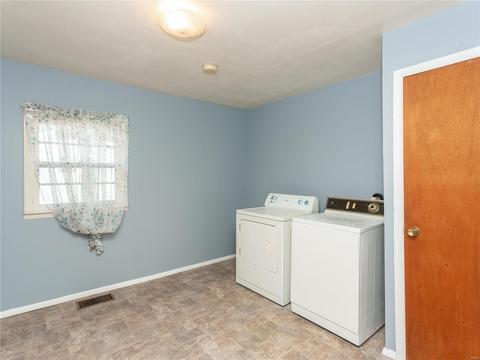 207 E Loretta Ave, Saint Louis, MO 63125 photo 12