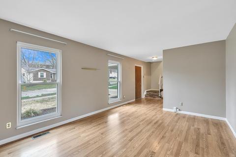 1268 Cottagemill Dr, Manchester, MO 63021 photo 4