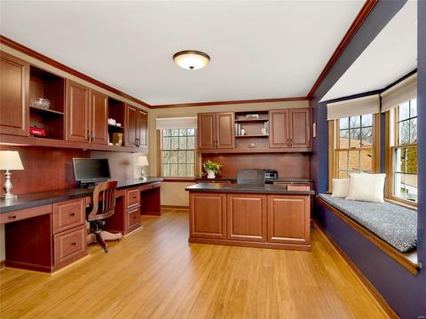 631 Valley Pt, Ballwin, MO 63021 photo 5