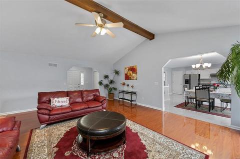 7 Summer Pointe Ct, O'fallon, MO 63366 photo 10