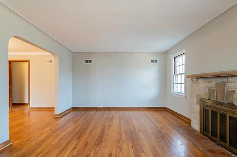 139 Thoroughman Ave, Saint Louis, MO 63135 photo 5