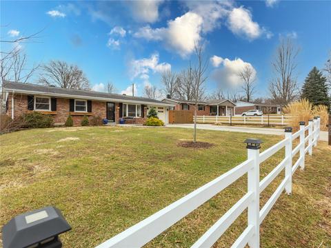 910 Prince Charles Way, Ellisville, MO 63021 photo 3