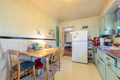 205 Moundale Dr, Ferguson, MO 63135 photo 9