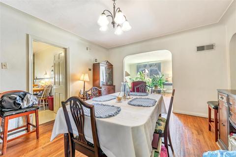 205 Moundale Dr, Ferguson, MO 63135 photo 7