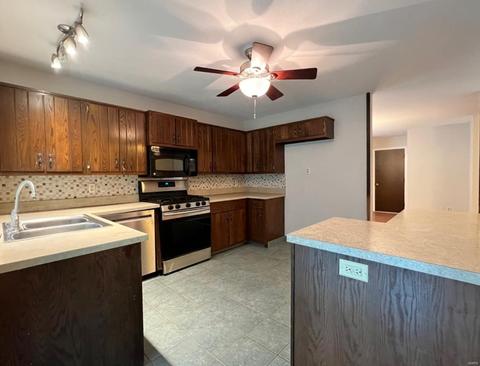 5953 Shortleaf Ct, Saint Louis, MO 63128 photo 13