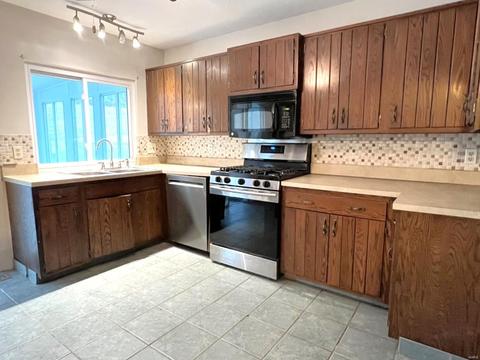 5953 Shortleaf Ct, Saint Louis, MO 63128 photo 12