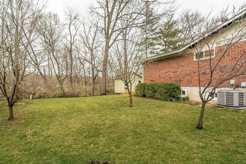 4 Hollyridge Ct, Ballwin, MO 63011 photo 55