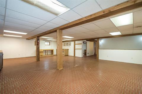 4 Hollyridge Ct, Ballwin, MO 63011 photo 42