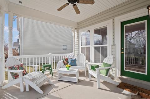 583 Misty Mountain Dr, O'fallon, MO 63368 photo 2