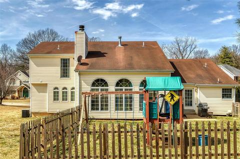 750 Carman Oaks Ct, Manchester, MO 63021 photo 4