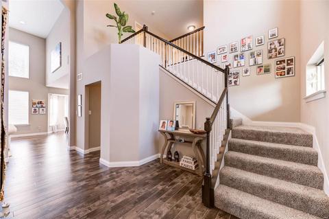 25 Macarthur Ct, Saint Charles, MO 63304 photo 2