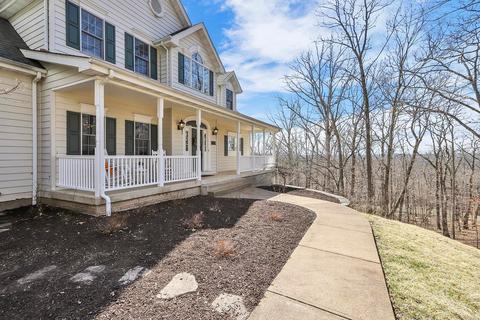 118 Crescent Bluff Dr, Eureka, MO 63025 photo 2