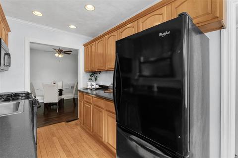 876 Warwick Ln, Saint Louis, MO 63122 photo 14