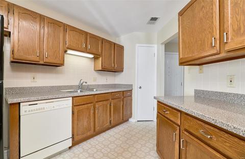 736 Woodside Trails Dr #201, Ballwin, MO 63021 photo 12