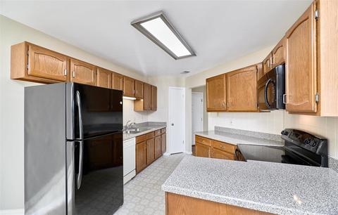 736 Woodside Trails Dr #201, Ballwin, MO 63021 photo 10