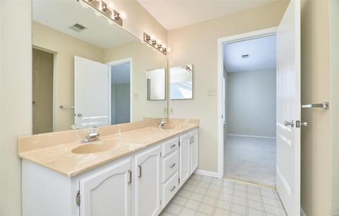 736 Woodside Trails Dr #201, Ballwin, MO 63021 photo 17