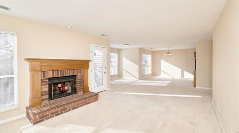 736 Woodside Trails Dr #201, Ballwin, MO 63021 photo 7
