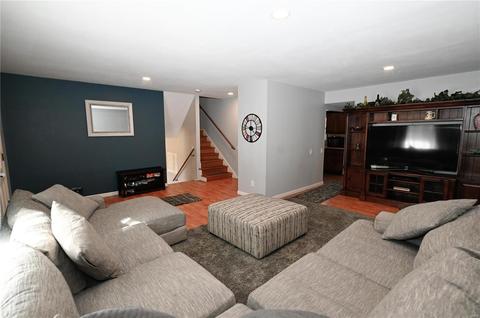 63 E Mdw, Ellisville, MO 63021 photo 3