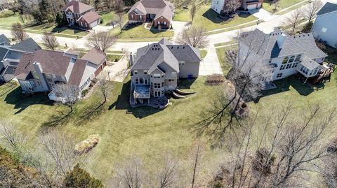 925 Stone Spring Dr, Eureka, MO 63025 photo 4