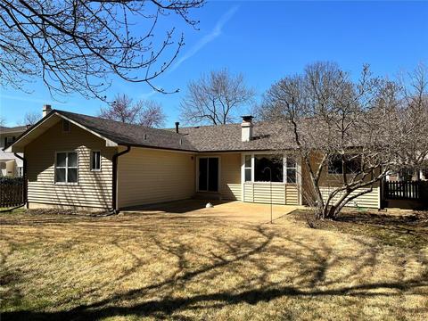810 Nykiel Ct, Ballwin, MO 63011 photo 3