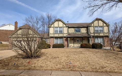 76 Log Hill Ln, Ballwin, MO 63011 photo 1