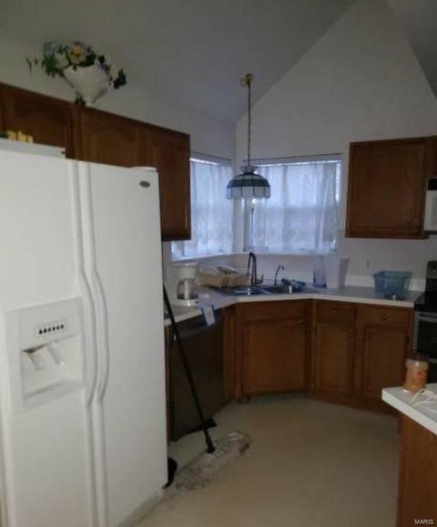 76 Log Hill Ln, Ballwin, MO 63011 photo 9