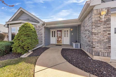 3032 Devilla #21B, Saint Charles, MO 63301 photo 2