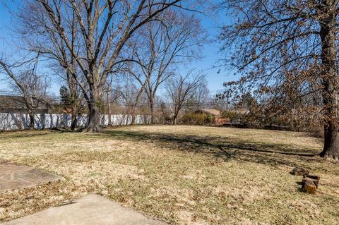 242 Dennison Dr, Ballwin, MO 63021 photo 6