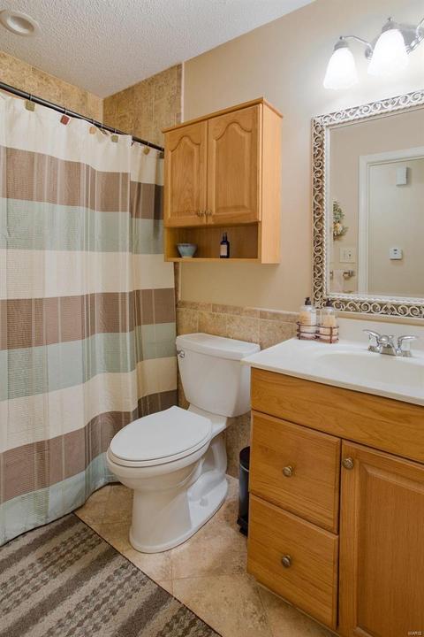 185 Shadyoak Dr, Ballwin, MO 63021 photo 12
