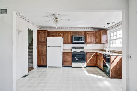 1210 Foxview Ter, Ballwin, MO 63011 photo 15