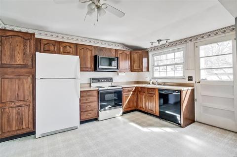1210 Foxview Ter, Ballwin, MO 63011 photo 16