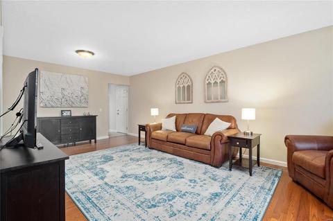 1109 Windyoak Dr, Ballwin, MO 63021 photo 9