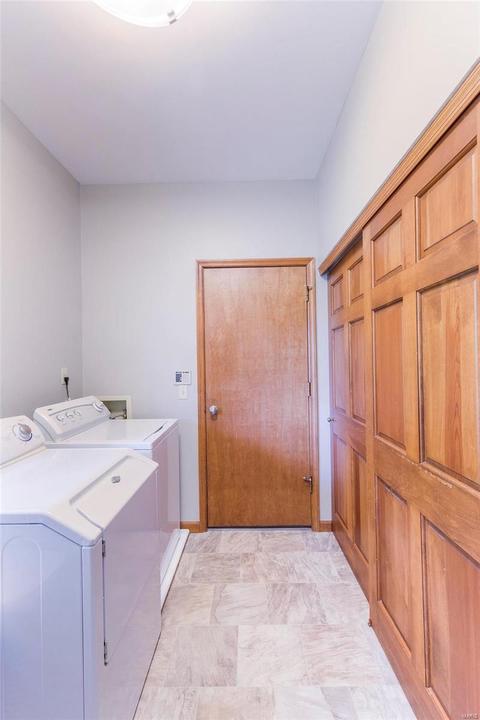 377 Dietrich Rd, Ballwin, MO 63021 photo 13
