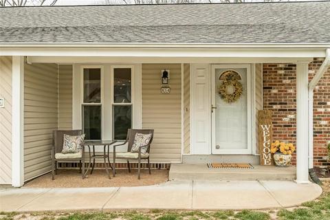 854 Weatherwood Dr, Manchester, MO 63021 photo 2