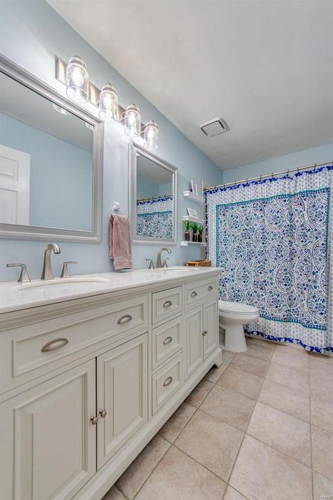 16204 Surfview Ct, Grover, MO 63040 photo 37