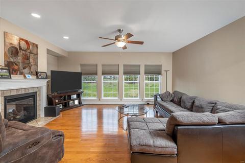 21 Clear Meadows Ct, O'fallon, MO 63366 photo 9