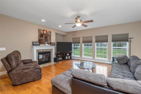 21 Clear Meadows Ct, O'fallon, MO 63366 photo 10