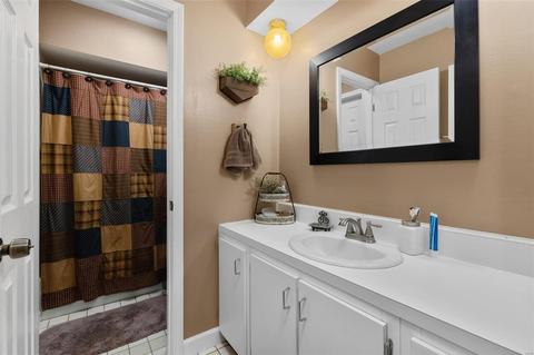 53 Roland Ave, Ballwin, MO 63021 photo 13