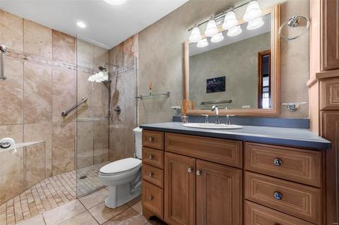 636 Kiefer Creek Rd, Ballwin, MO 63021 photo 16