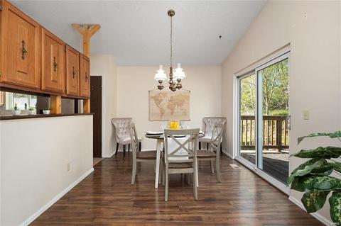 1011 Treetop Trail Dr, Manchester, MO 63021 photo 6