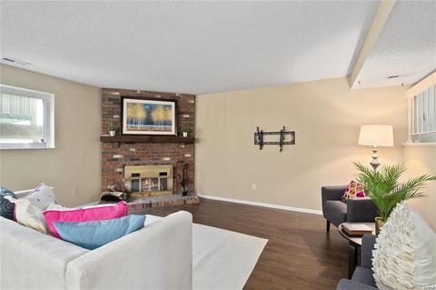 1011 Treetop Trail Dr, Manchester, MO 63021 photo 21